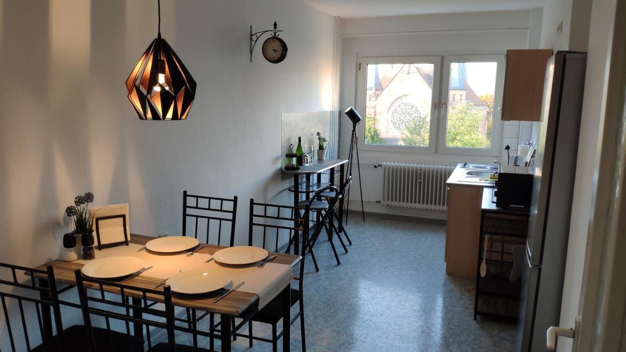 Zen Apartments - Geraeumig Fuer 4 - Zentral - Balkon - Netflix Karlsruhe Exterior foto