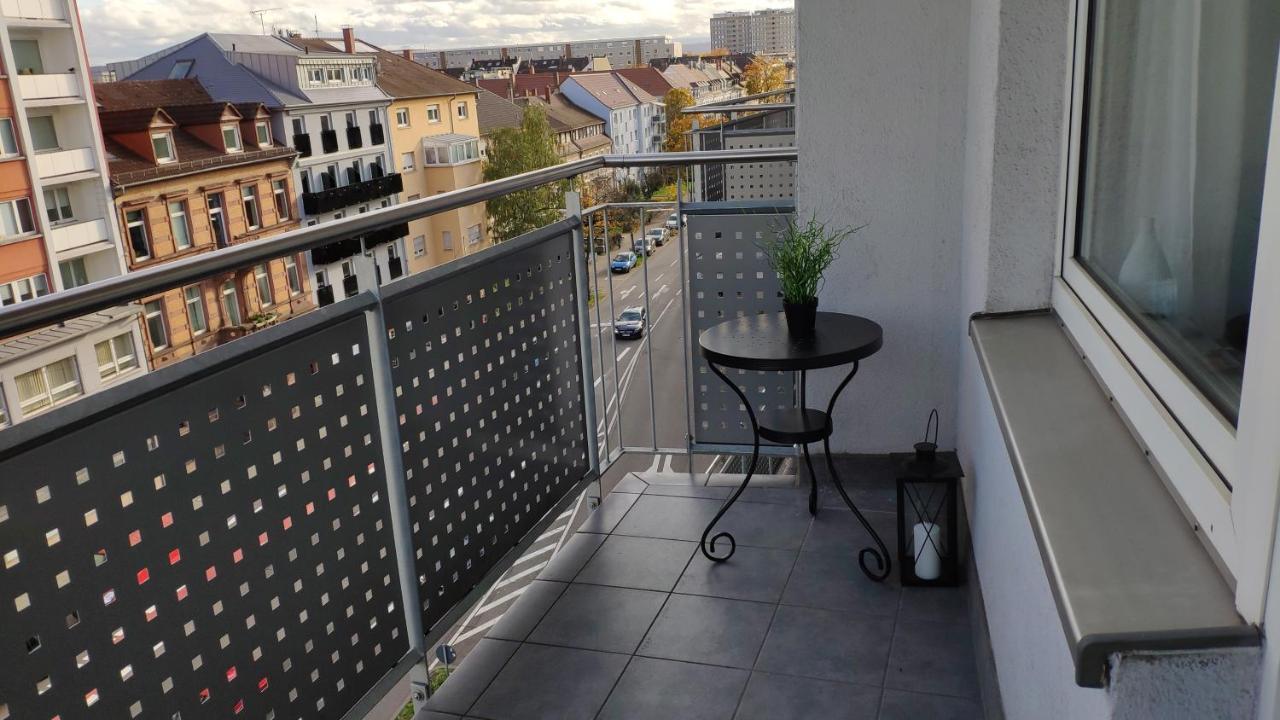 Zen Apartments - Geraeumig Fuer 4 - Zentral - Balkon - Netflix Karlsruhe Exterior foto